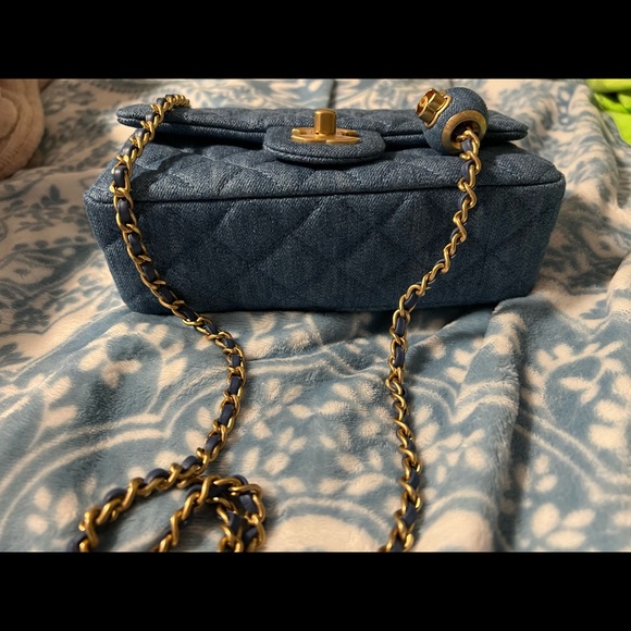 ❌❌❌SOLD❌❌❌Chanel Pearl crush mini rectangular DENIM - Picture 3 of 8